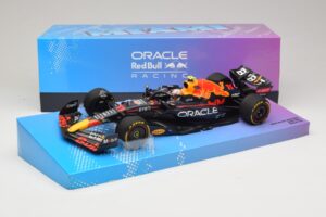 Oracle Red Bull Racing RB18 #11 S. Perez Miami GP 2022 Minichamps 1:18 113220511 Kov – obrázek 7 z 7