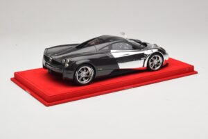 Pagani Huayra Chrome Silver Jedinečný Kus BBR 1:18 P1873CM Pryskyřice – obrázek 2 z 7