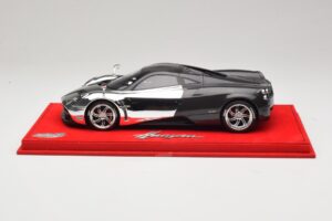 Pagani Huayra Chrome Silver Jedinečný Kus BBR 1:18 P1873CM Pryskyřice – obrázek 3 z 7