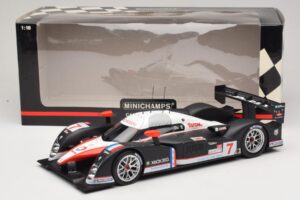 Peugeot 908 HDi FAP LMP1 #7 M. Gene / N. Minassian / J. Villeneuve 24 Hours of Le Mans 2007 Minichamps 1:18 150071207 Kov – obrázek 6 z 6