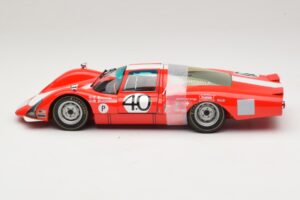 Porsche 906 LH Squadra Tartaruga #40 D. Spoerry / R. Steinemann 12 Hours of Sebring 1967 Minichamps 1:18 100676140 Kov – obrázek 4 z 8