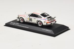 Porsche 911 934 #86 Bourdillat / Ennequin 24 Hours of Le Mans 1979 Minichamps 1:43 400796486 Kov – obrázek 3 z 4