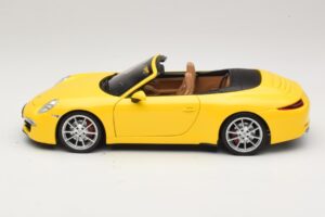 Porsche 911 991 Carrera S Kabriolet Žlutý Minichamps 1:18 100061031 Kov – obrázek 4 z 8