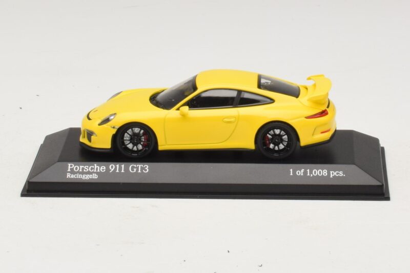 Porsche 911 991 GT3 Žlutý Minichamps 1:43 Porsche 911 991 GT3 Žlutý Minichamps 1:43 410062021 Kov
