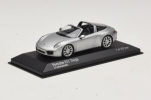 Porsche 911 991 Targa Stříbrný Minichamps 1:43 410062442 Kov – obrázek 2 z 4