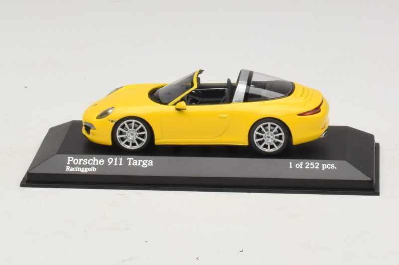 Porsche 911 991 Targa Žlutý Minichamps 1:43 Porsche 911 991 Targa Žlutý Minichamps 1:43 410062441 Kov