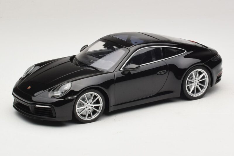 Porsche 911 992 Carrera 4S Černý Minichamps 1:18 WAP0211120R992 Kov