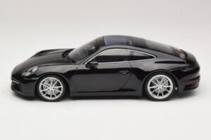 Porsche 911 992 Carrera 4S Černý Minichamps 1:18 WAP0211120R992 Kov – obrázek 3 z 6
