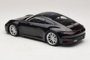 Porsche 911 992 Carrera 4S Černý Minichamps 1:18 WAP0211120R992 Kov – obrázek 5 z 6