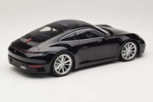 Porsche 911 992 Carrera 4S Černý Minichamps 1:18 WAP0211120R992 Kov – obrázek 2 z 6