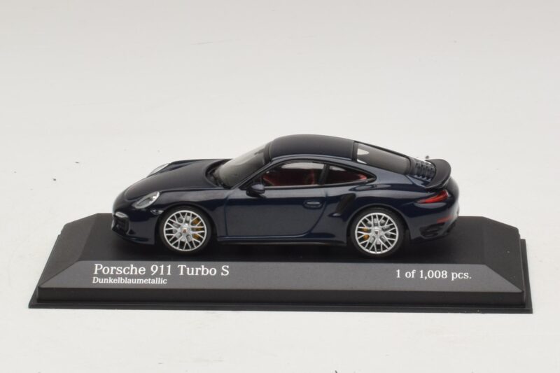 Porsche 911 996 Modrá Metalíza Minichamps 1:43 400061180 Kov