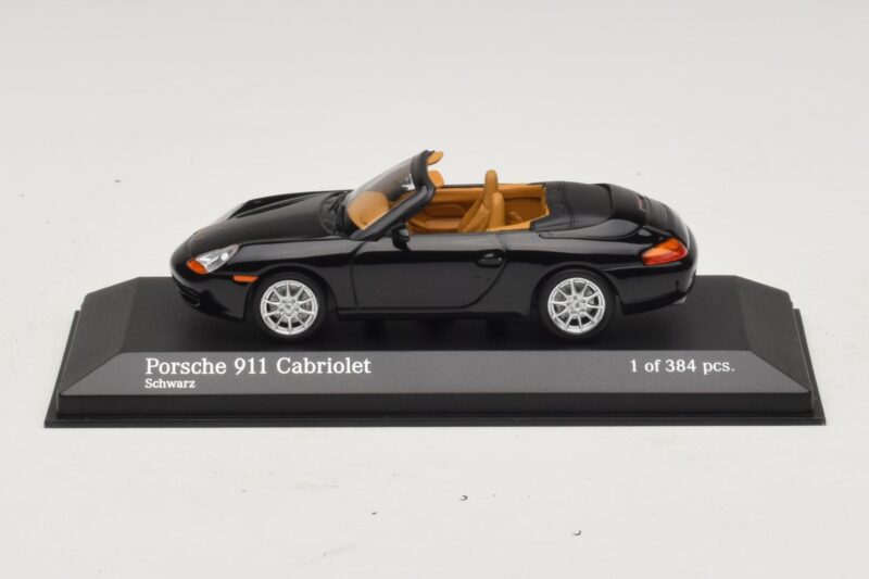 Porsche 911 996 Kabriolet Černá Metalíza Minichamps 1:43 400061090 Kov