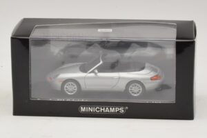 Porsche 911 996 Kabriolet Stříbrná Metalíza Minichamps 1:43 400061091 Kov – obrázek 4 z 4