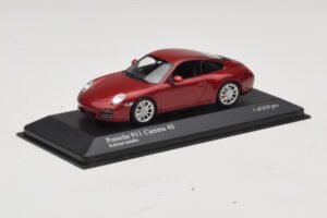 Porsche 911 997 Carrera 4S Red Metallic Minichamps 1:43 400066422 Kov – obrázek 2 z 4