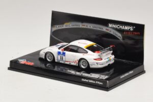 Porsche 911 997 GT3 RS #11 24 Hours Nurburgring 2010 Minichamps 1:43 437106711 Kov – obrázek 3 z 5
