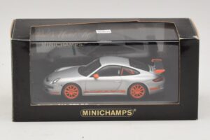 Porsche 911 997 GT3 RS Stříbrný Minichamps 1:43 400066000 Kov – obrázek 4 z 4