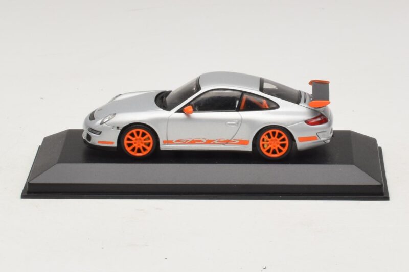 Porsche 911 997 GT3 RS Stříbrný Oranžový Minichamps 1:43 Porsche 911 997 GT3 RS Stříbrný Oranžový Minichamps 1:43 403066013 Kov