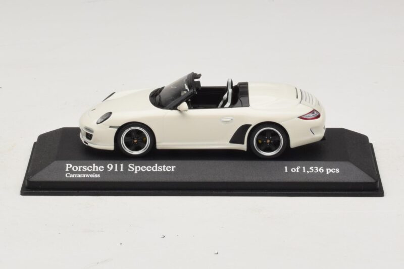 Porsche 911 997 Speedster Bílý Minichamps 1:43 Porsche 911 997 Speedster Bílý Minichamps 1:43 400069531 Kov