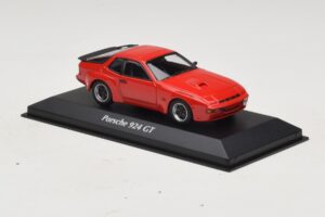 Porsche 924 GT Červený Maxichamps 1:43 940066120 Kov – obrázek 3 z 4