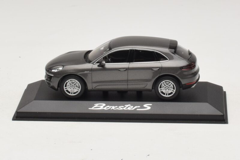 Porsche Macan S Diesel 95B Bronzová Metalíza Minichamps 1:43 Porsche Macan S Diesel 95B Bronzová Metalíza Minichamps 1:43 WAP0201510E Kov