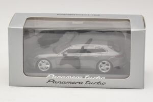 Porsche Panamera 971 Turbo Šedá Metalíza Minichamps 1:43 WAP0207610H Kov – obrázek 4 z 4