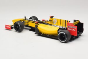 Renault R30 Showcar #11 R. Kubica F1 2010 Minichamps 1:18 150100081 Kov – obrázek 5 z 6