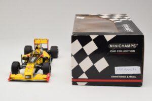 Renault R30 Showcar #11 R. Kubica F1 2010 Minichamps 1:18 150100081 Kov – obrázek 6 z 6