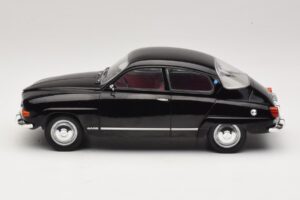 Saab 96 V4 Černý MCG 1:18 MCG18063 Kov – obrázek 3 z 6