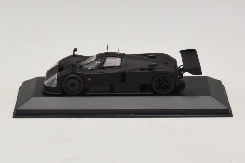 Sauber C9 Černý Matný 1989 Minichamps 1:43 Sauber C9 Černý Matný 1989 Minichamps 1:43 SAUBER004 Kov