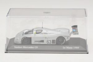 Sauber Mercedes C9 #63 J. Mass / M. Reuter / S. Dickens Winners 24 Hours of Le Mans 1989 Minichamps 1:43 B66041033 Kov – obrázek 4 z 5