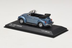 Volkswagen 1302 Kabriolet Modrý Metalický Minichamps 1:43 430055042 Kov – obrázek 3 z 4