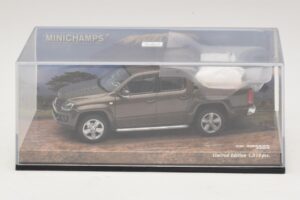 Volkswagen Amarok Hnědý Metalický Minichamps 1:43 436058361 Kov – obrázek 4 z 5