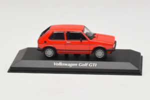 Volkswagen Golf GTI Mk1 Červený Maxichamps 1:43 940055170 Kov