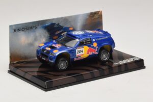 Volkswagen Race Touareg Red Bull #204 J. Kleinschmidt / F. Pons Dakar Rally 2005 Minichamps 1:43 436045304 Kov – obrázek 2 z 5