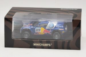 Volkswagen Race Touareg Red Bull #317 Gordon / von Zitzewitz Dakar Rally 2005 Minichamps 1:43 436055317 Kov – obrázek 5 z 5