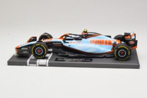 Williams Racing FW45 #2 L. Sargeant Singapore GP 2023 Minichamps 1:18 117231602 Kov – obrázek 3 z 7