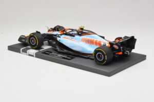 Williams Racing FW45 #2 L. Sargeant Singapore GP 2023 Minichamps 1:18 117231602 Kov – obrázek 5 z 7