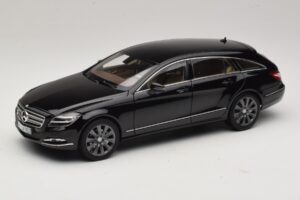 Mercedes CLS Shooting Brake X218 Obsidian Black Metallic Norev 1:18 183944 Kov