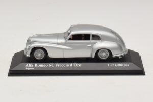Alfa Romeo 6C 2500 Freccia d'Oro Stříbrný Minichamps 1:43 400120480 Kov