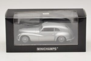 Alfa Romeo 6C 2500 Freccia d'Oro Stříbrný Minichamps 1:43 400120480 Kov – obrázek 5 z 5