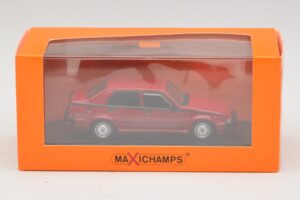 Alfa Romeo 75 V6 3.0 America Červený Maxichamps 1:43 940120461 Kov – obrázek 5 z 5