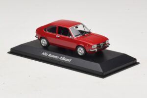 Alfa Romeo Alfasud Červený Maxichamps 1:43 940120100 Kov – obrázek 3 z 5