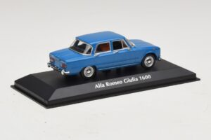 Alfa Romeo Giulia 1600 Modrý Maxichamps 1:43 940120900 Kov – obrázek 2 z 5