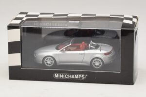 Alfa Romeo Giulia Spider Stříbrný Minichamps 1:43 400120731 Kov – obrázek 5 z 5
