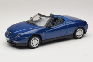 Alfa Romeo Spider 916 Modrý Maisto 1:18 31831 Kov