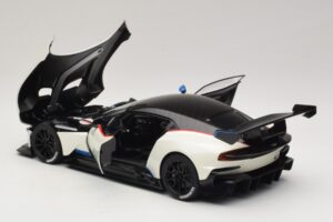 Aston Martin Vulcan Stratus White S Modrými a Červenými Pruhy AUTOart 1:18 70261 Kompozit – obrázek 5 z 8