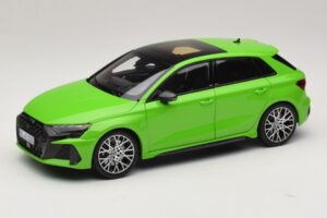 Audi RS3 8Y Sportback Kyalami Green Norev 1:18 Audi RS3 8Y Sportback Kyalami Green Norev 1:18 188390 Kov