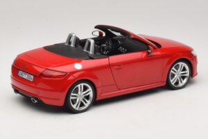 Audi TT 8J Roadster Tango Red Minichamps 1:18 5011400525 Kov – obrázek 3 z 8