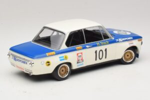 BMW 2002 #101 Koepchen H-J. Stuck Internationales ADAC 500km Eifelpokalrennen 1971 Minichamps 1:18 155702701 Kov – obrázek 2 z 6
