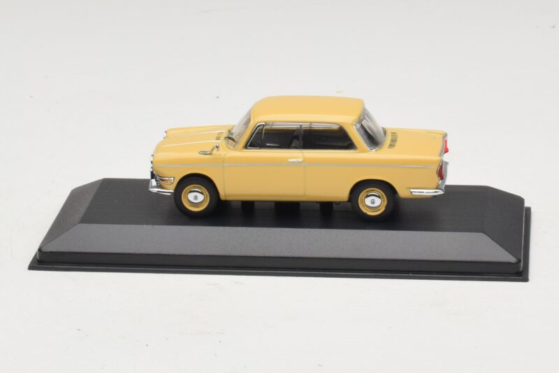 BMW 700 Coupe Žlutý Náhradní Krabice Minichamps 1:43 BMW 700 Coupe Žlutý Náhradní Krabice Minichamps 1:43 80420153662-R1 Kov
